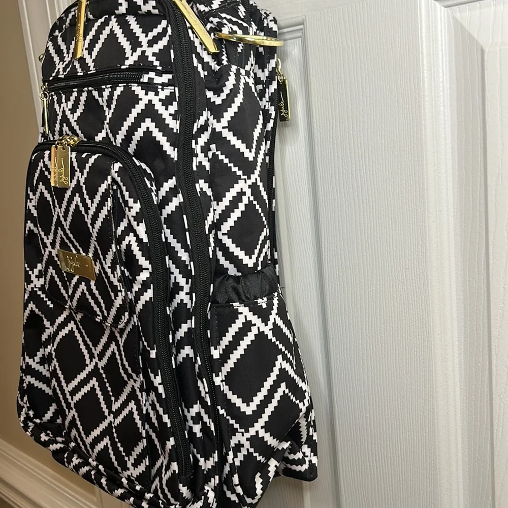 JuJuBe Be Right Back Backpack Diaper Bag NWOT